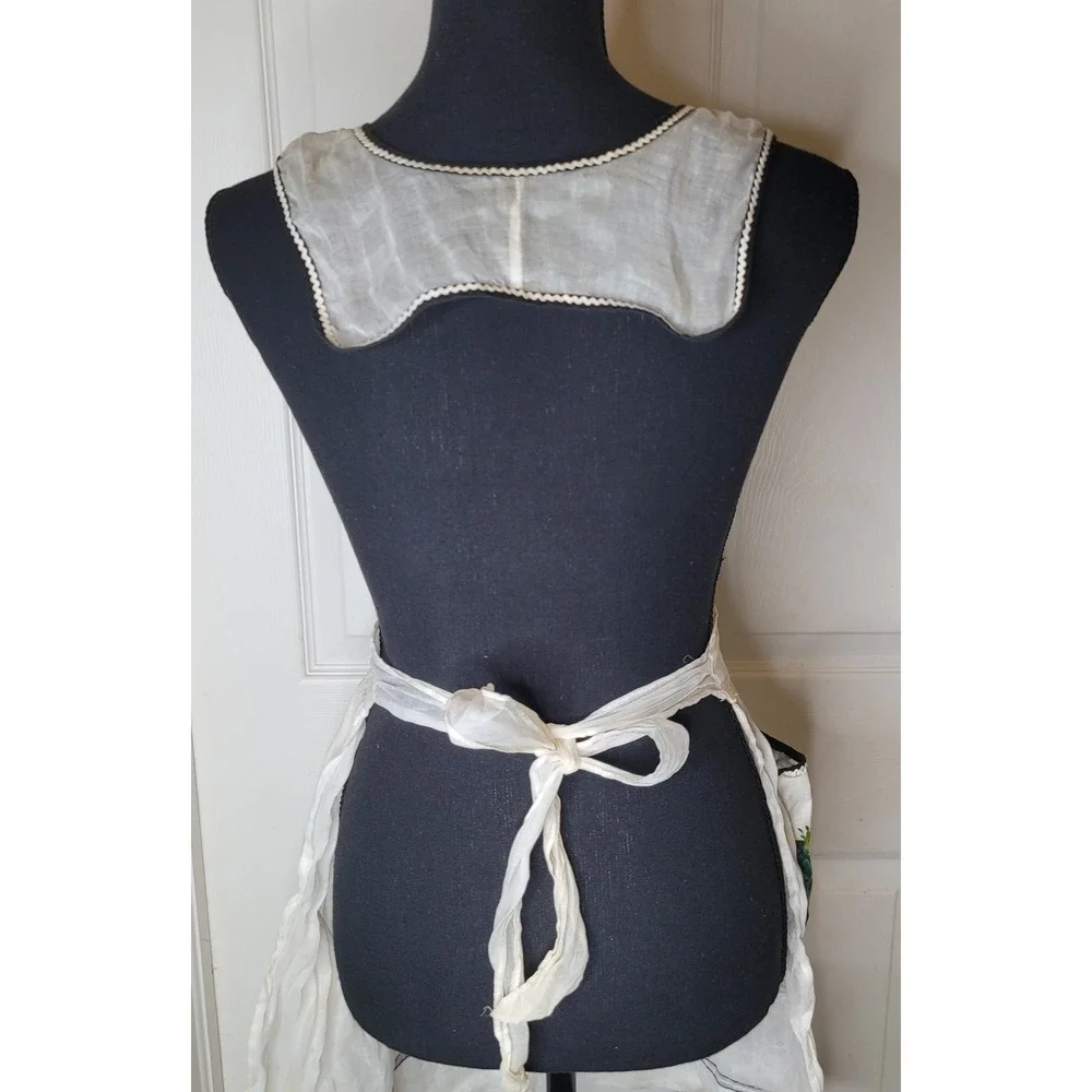Vintage‎ Bib Apron With Pocket Sheer Fabric w/ Flowers Roses Grannycore